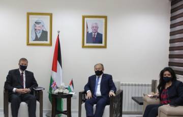 فلسطين وبريطانيا تبحثان آليات تطوير علاقات التعاون الاقتصادية بينهما   